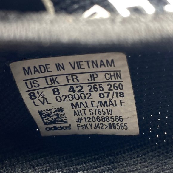 Adidas S76519 Boost NMD R1 Blackout Lace-up Running Sneakers Size 8.5 Men's - Picture 8 of 8